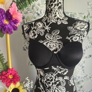 Pink Victoria's Secret Strapless Push-Up Bra